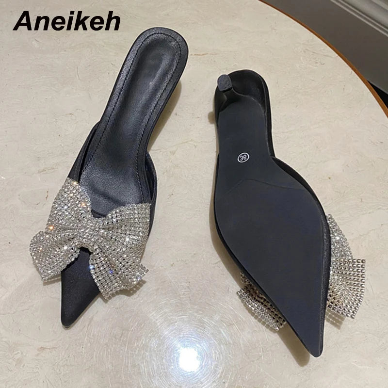 Aneikeh sandals - Laxe Online