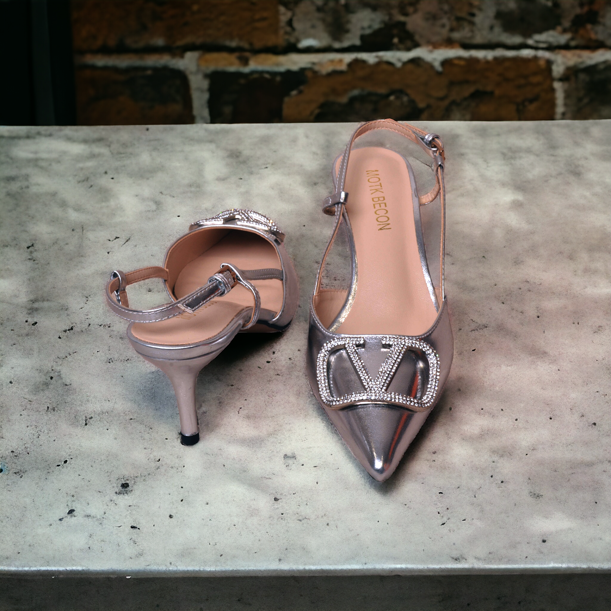 Valentino Vlogo lady shoe No.4 - Laxe Online