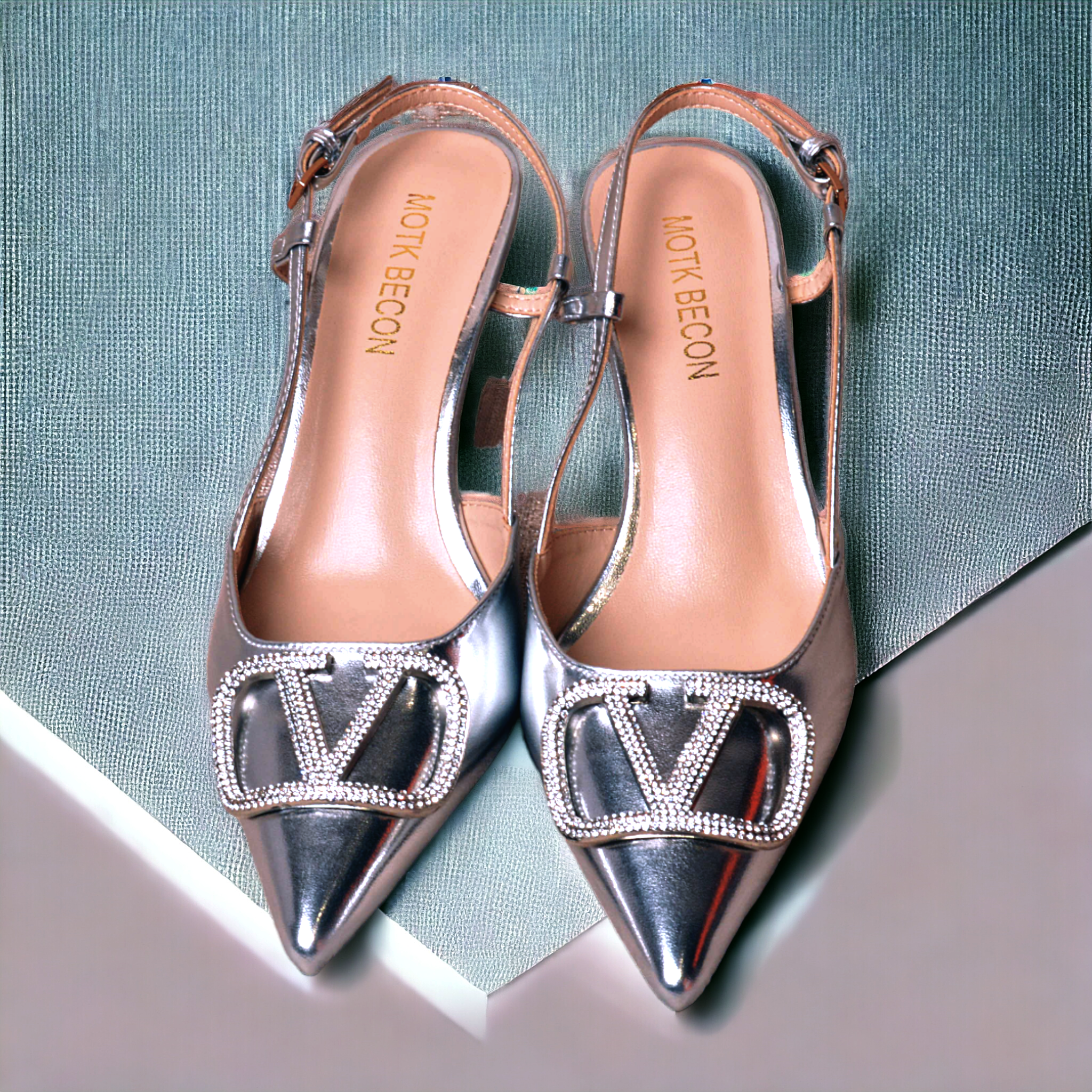 Valentino Vlogo lady shoe No.4 - Laxe Online