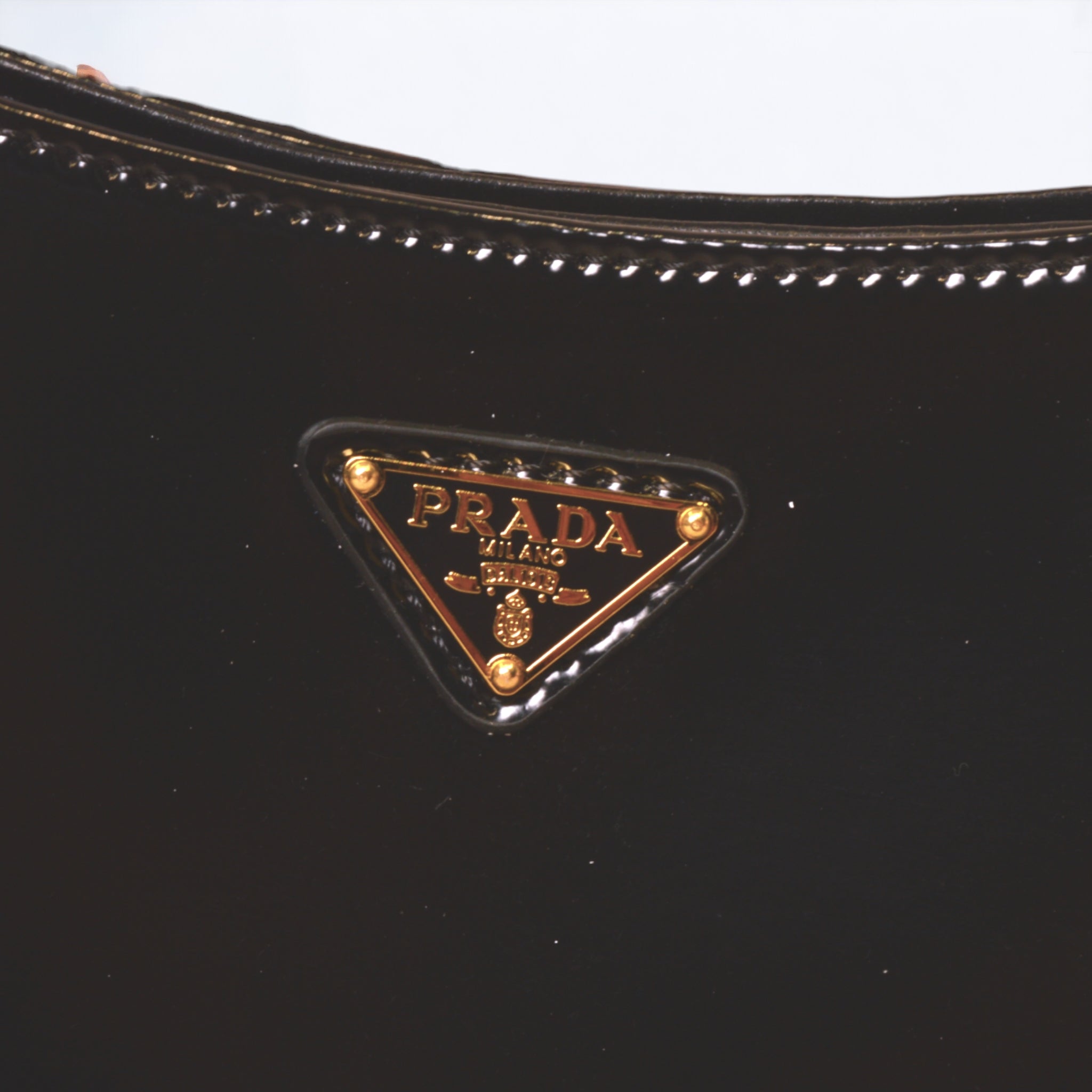 Prada women's black leather bag - Laxe Online