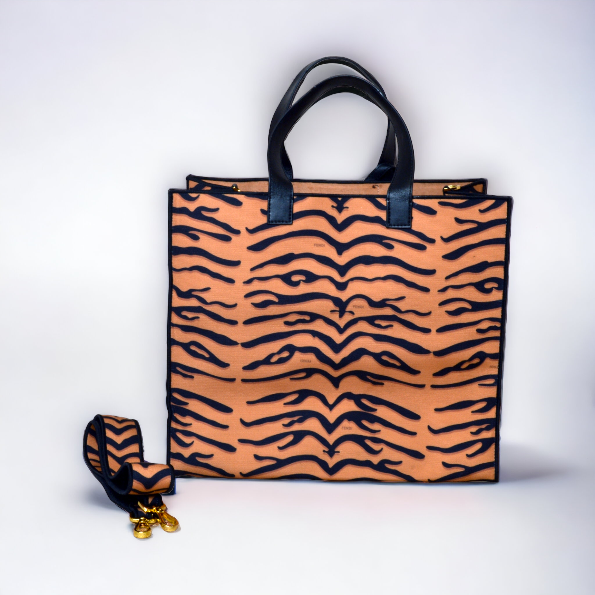 Fendi bag with leopard print - Laxe Online