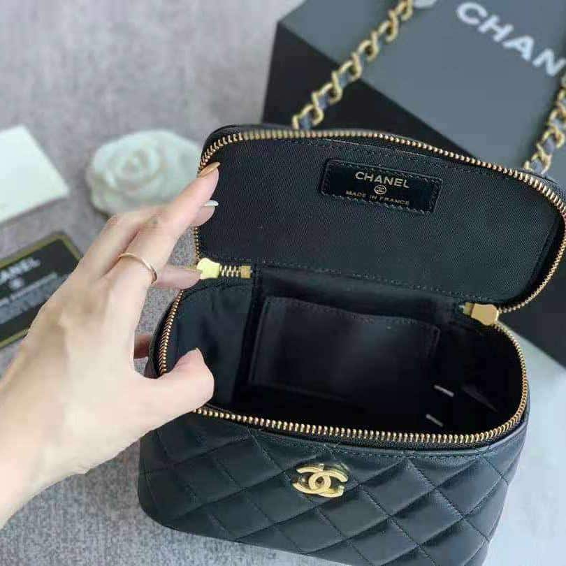 Chanel box shoulder bags - Laxe Online