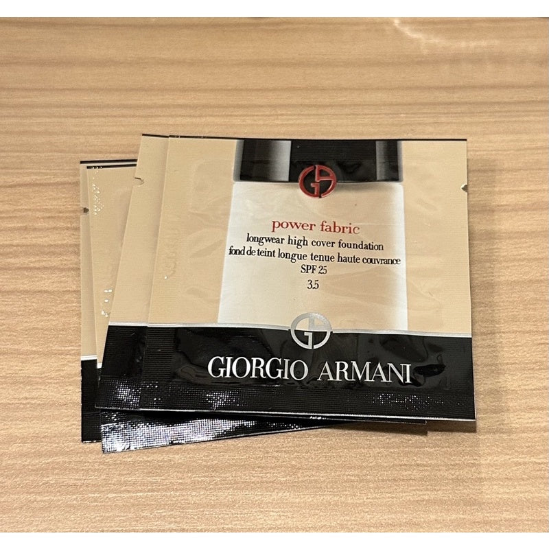 Giorgio Armani Powdery bottom slice - Laxe Online